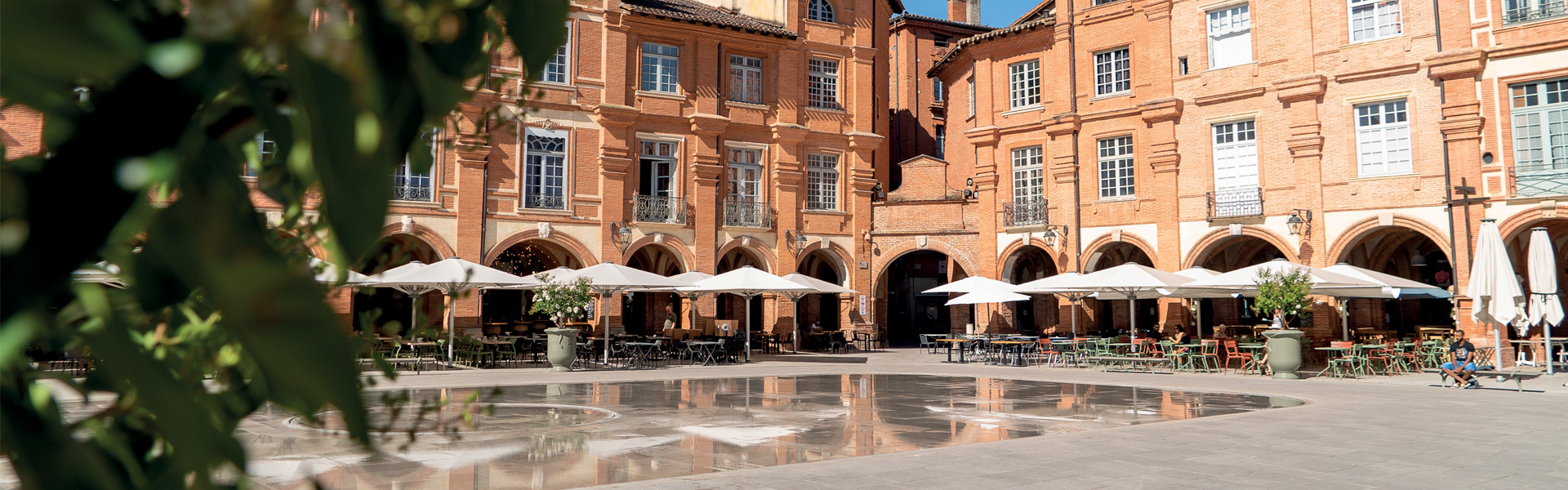 La place Nationale de Montauban